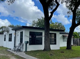 2543 Coolidge St, Hollywood, FL 33020
