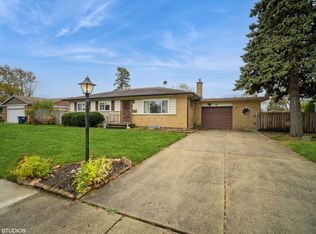 87 W Dempster St, Des Plaines, IL 60016