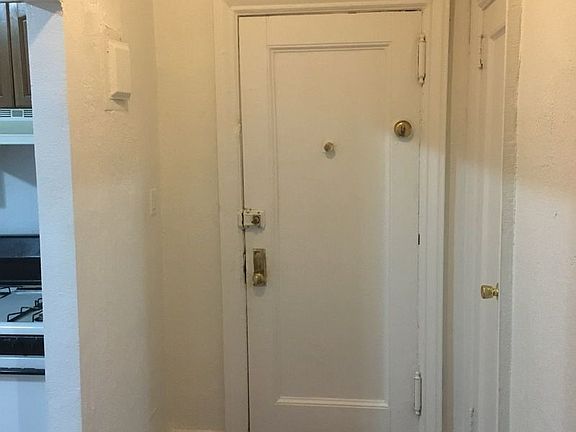 3rd image of 2857 Sedgwick Ave APT 1A