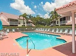 4th image of 590 Windsor Sq APT 201
