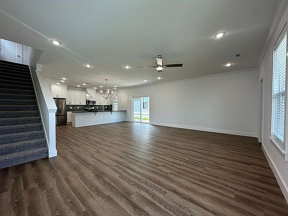 4th image of 4413 W Bronco Dr #1