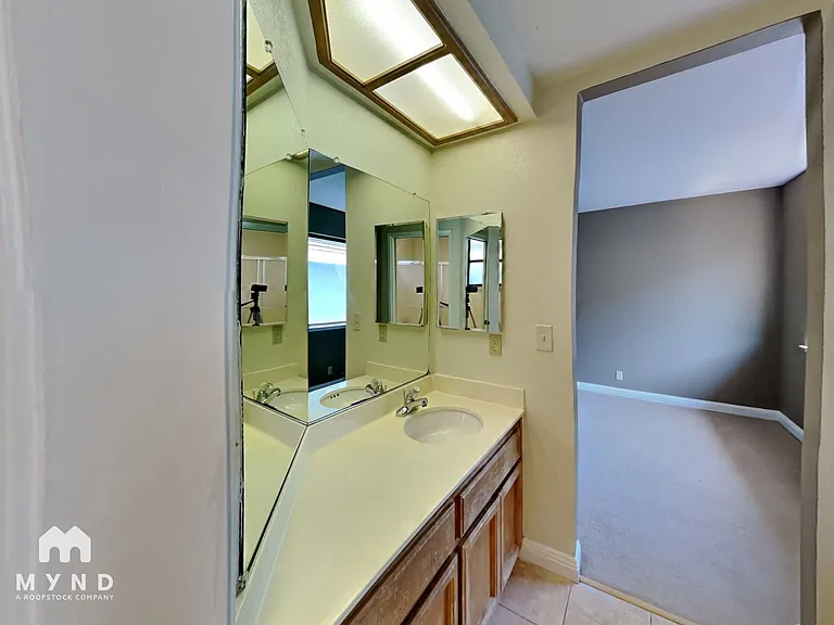 4721 Shannondale Dr — Photo 15