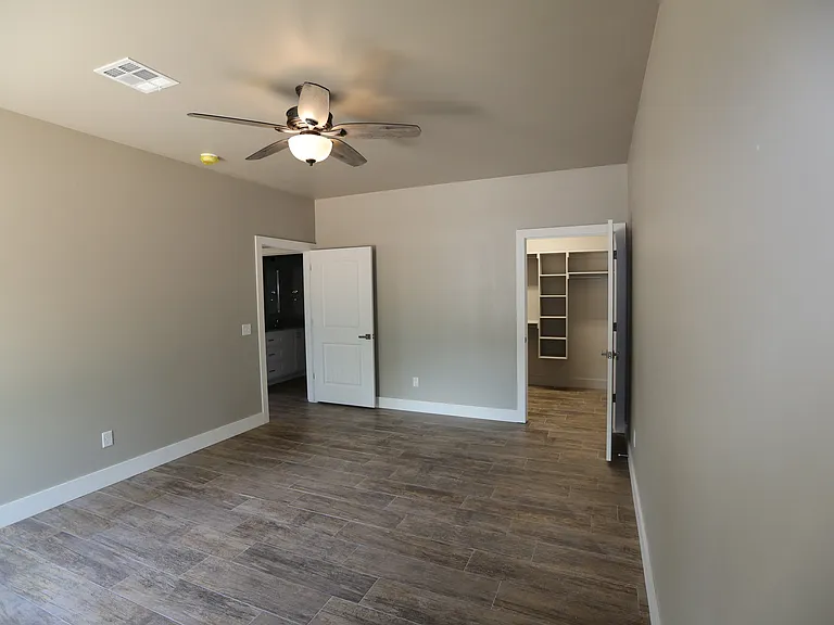 114 W French St — Photo 21
