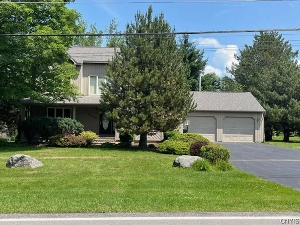 4480 Whetstone Rd, Manlius, NY 13104