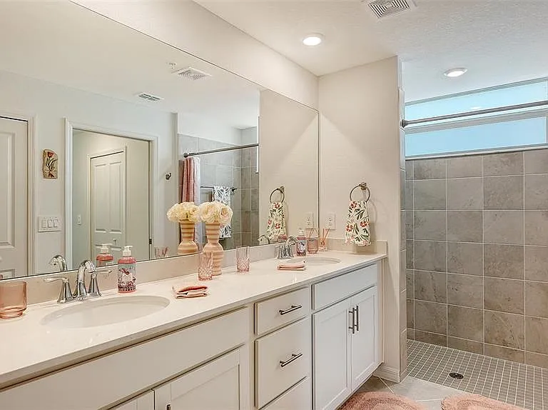 17475 Opal Sand Dr #101 — Photo 32