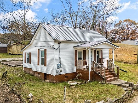 2nd image of 1363 Highland Ave
