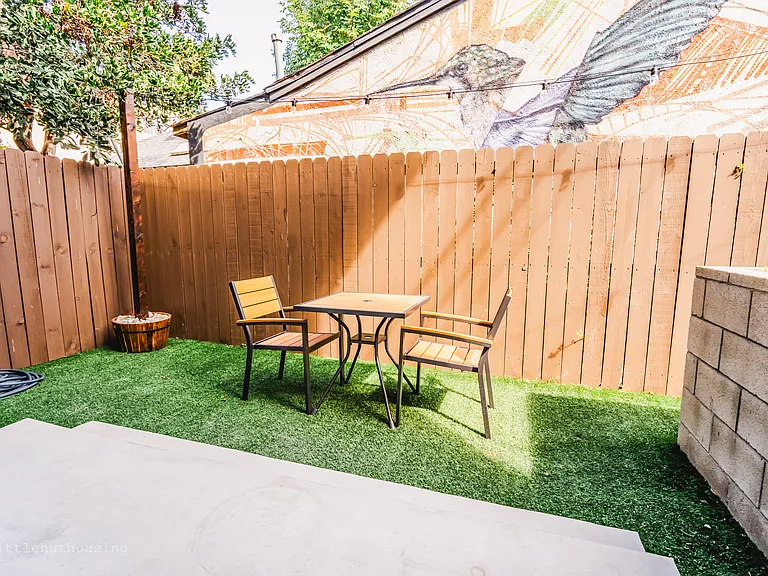 325 Daisy Ave — Photo 16