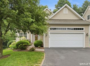 28 Rushbrooke Lane, Shelton, CT 06484