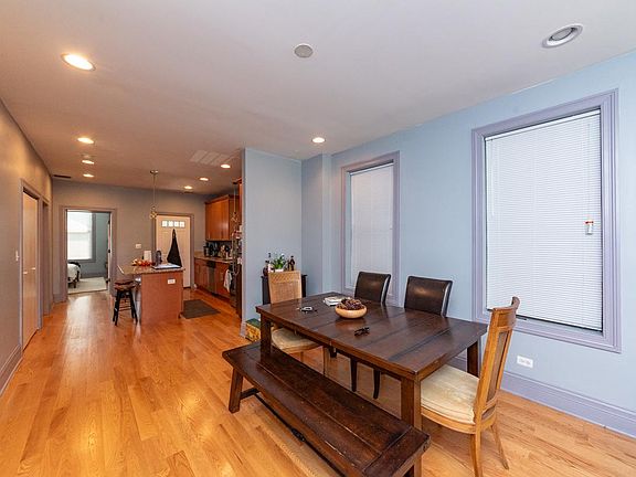 4th image of 2627 W Hirsch St #2627/2