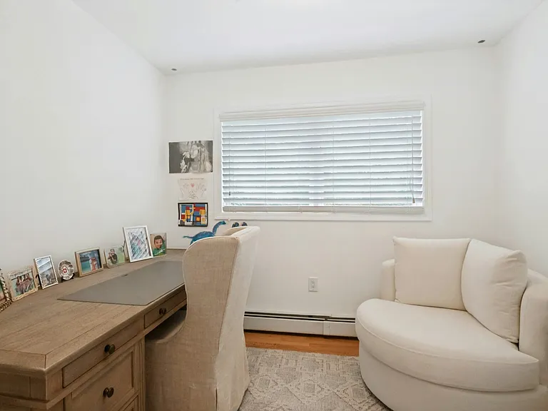 575 Washington Ave — Photo 19
