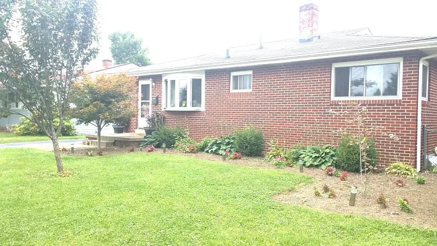 3003 Voeller Cir photo 1