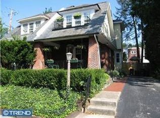 102 W Highland Ave, Philadelphia, PA 19118