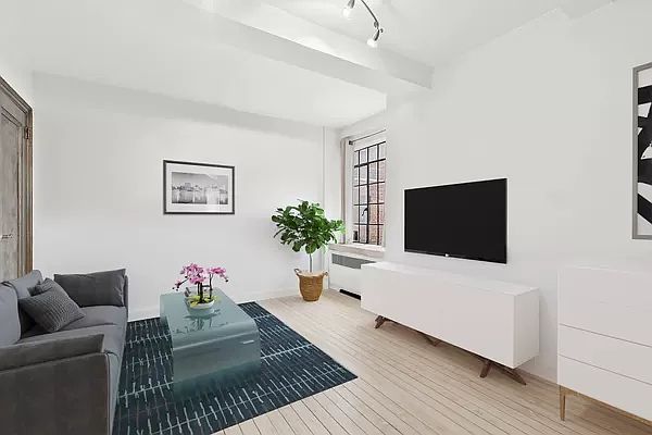 1st image of 25 Tudor City Pl APT 407