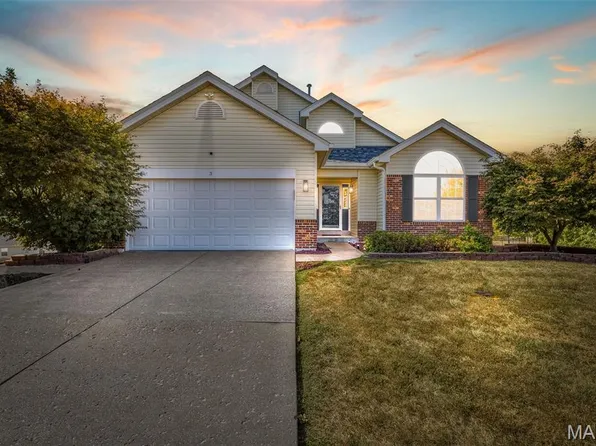 3 Jeremy Ct, Arnold, MO 63010