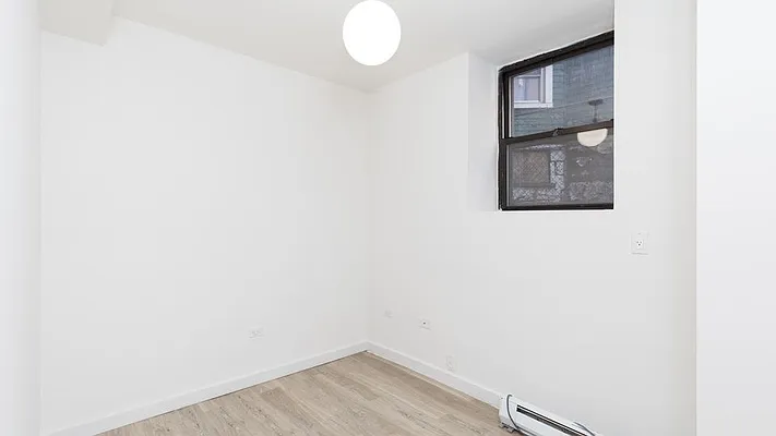 Rented by Nooklyn NYC LLC | media 35