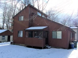 7428 Tamara Ln, Tobyhanna, PA