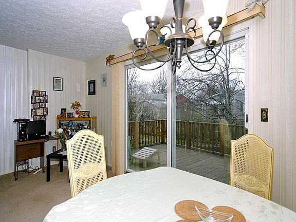 5th image of 196 Meadow Cir