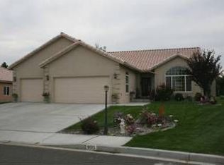 9015 W Rio Grande Ave, Kennewick, WA 99336