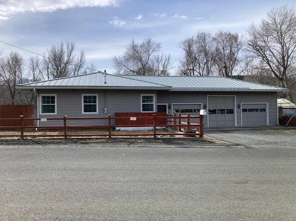 100 NW 7th Ave, John Day, OR 97845