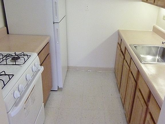 4th image of 740 Cranford Ave APT 3D