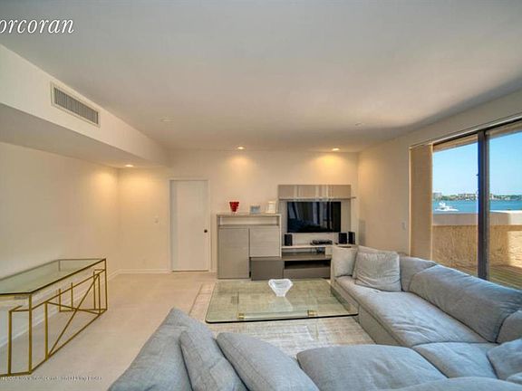4th image of 150 Bradley Pl APT 411