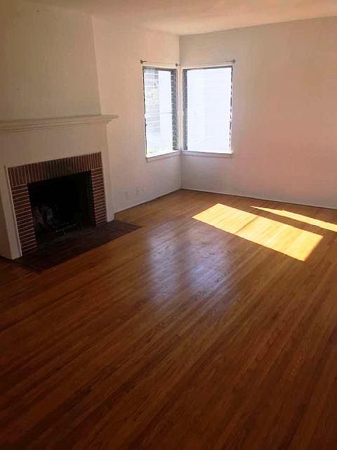1st image of 446 N Vista St