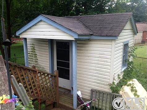 4th image of 105 Desoto Dr