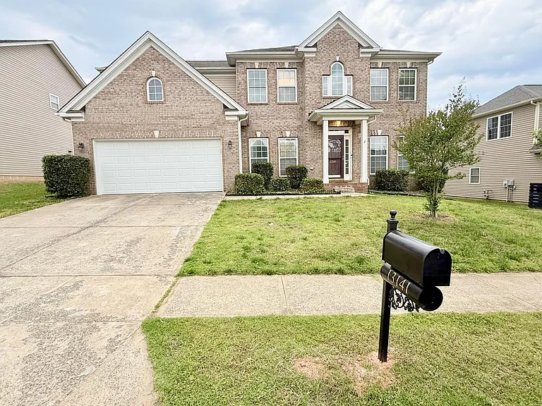 13141 Wilburn Park Ln — Photo 3