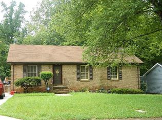 5816 Eastbrook Rd, Charlotte, NC 28215