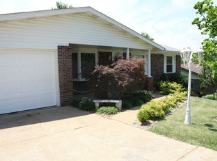 2773 Baccara Dr, Arnold, MO 63010
