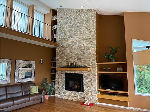 4th image of 2671 S Cedar St #511