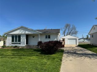 4425 Lee St NE, Cedar Rapids, IA 52402
