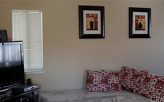 3rd image of 27789 Hillpointe Dr