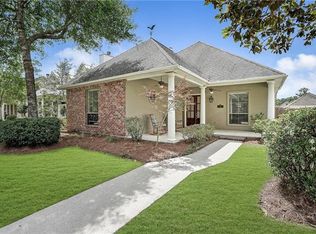 216 Shady Pond Ln, Covington, LA 70433