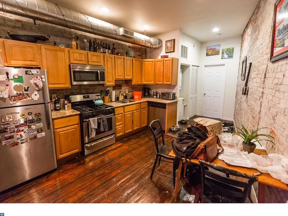 Kitchen / Dining