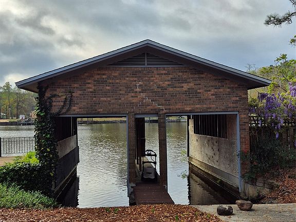 3rd image of 26212 Bush Isle Rd