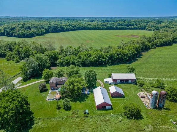14541 Lower Gratis Rd, Farmersville, OH 45325