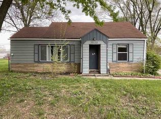35132 Avondale St, Westland, MI 48186