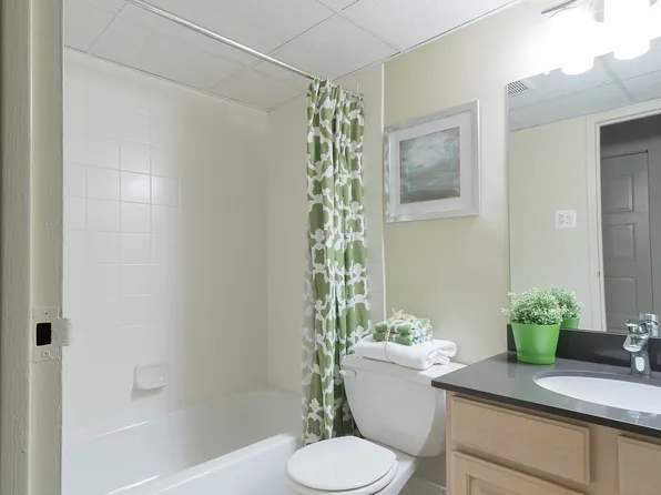 La Maison Apartments, 219 Sugartown Rd #F7123624c, Wayne, PA 19087