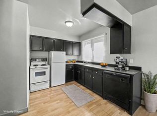 1720 10a St SW, Calgary, AB T2T 3J8