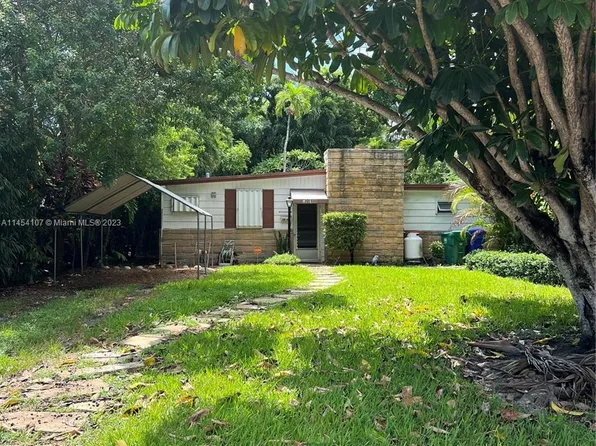 3010 SW 16th St, Miami, FL 33145