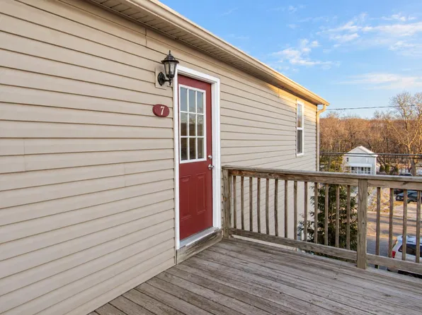 113 S Market St APT 7, Selinsgrove, PA 17870