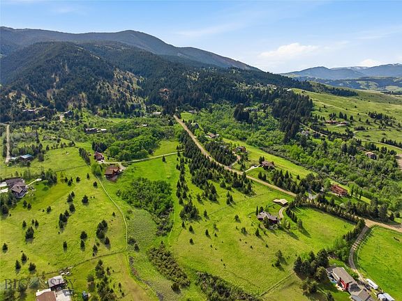 5th image of E Panorama Dr