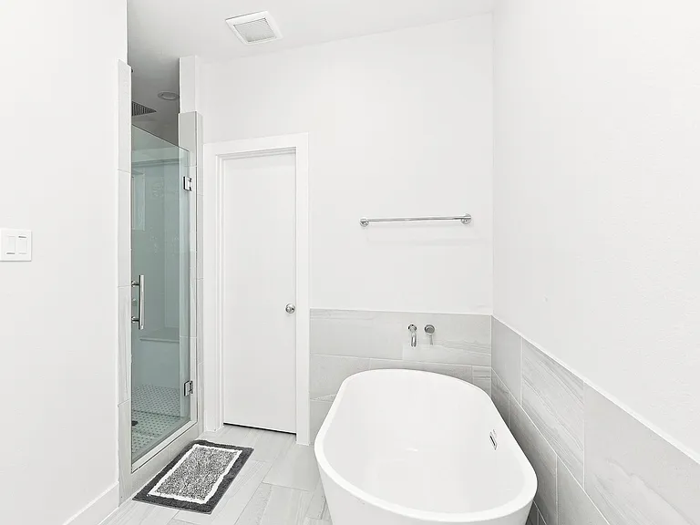 835 Dorchester St #D — Photo 14