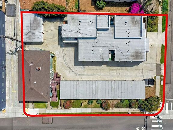 3rd image of 3014 C St