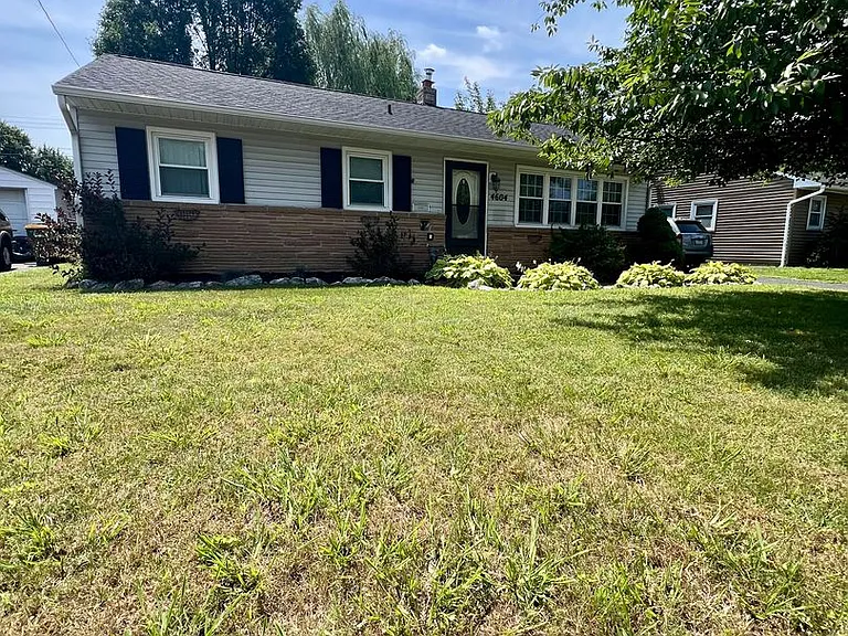 4604 David Dr — Photo 3