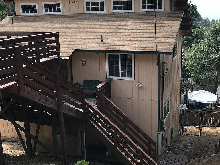 Hilltop Dr — Photo 3