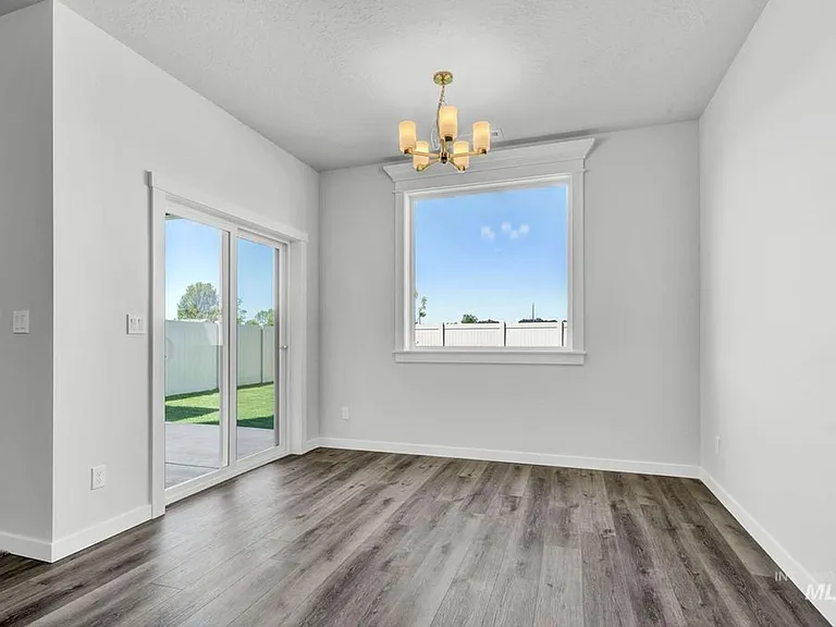 3068 N Laughridge Ave — Photo 12