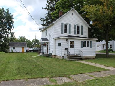 202 E Walnut St, Carson City, MI, 48811