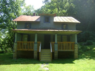 200 Whispering Creek Rd, Boones Mill, VA, 24065